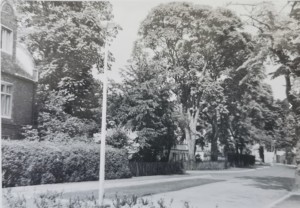 Chesterton Hall, Chesterton Road after road from new bridge created